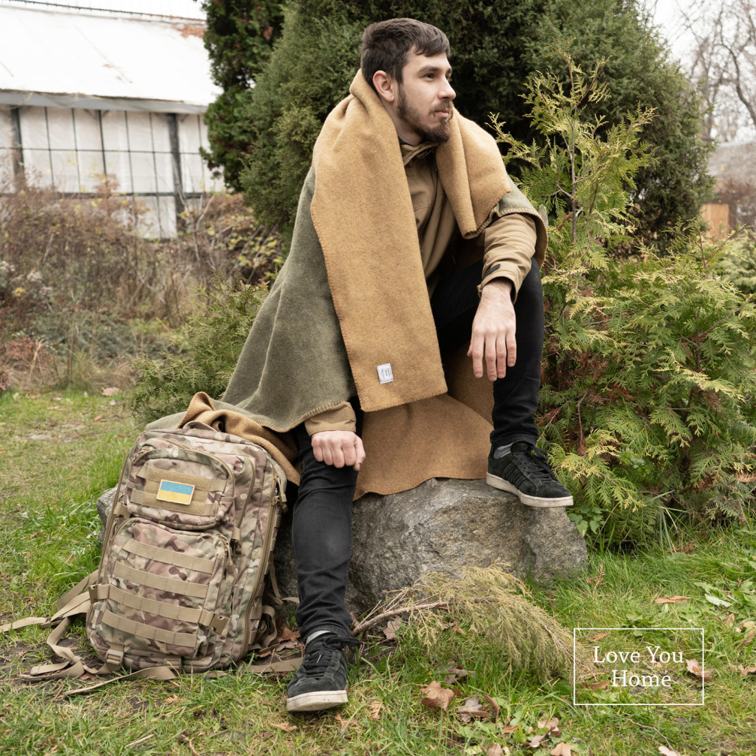 100% sheep's wool blanket · 5